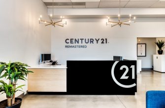 CENTURY 21
